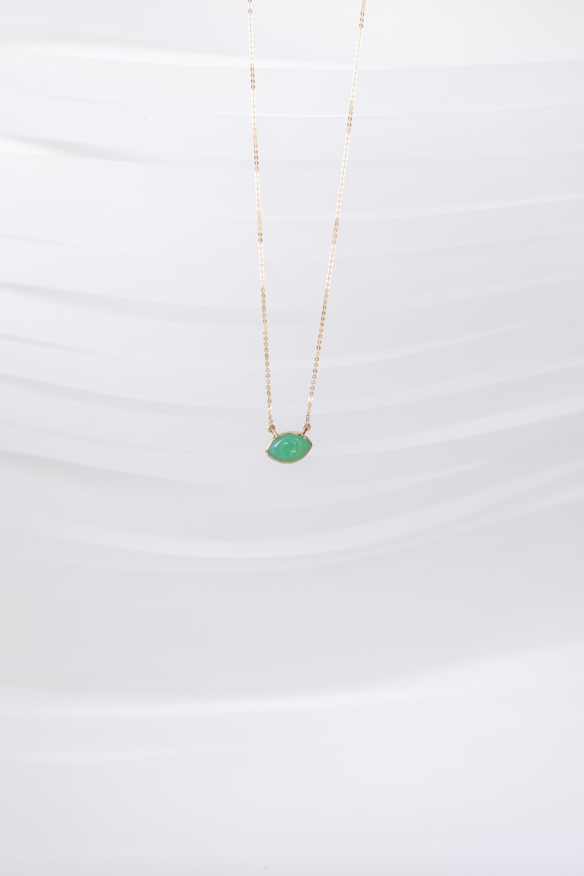 COLLAR CON OJO DE CRISOPRASA