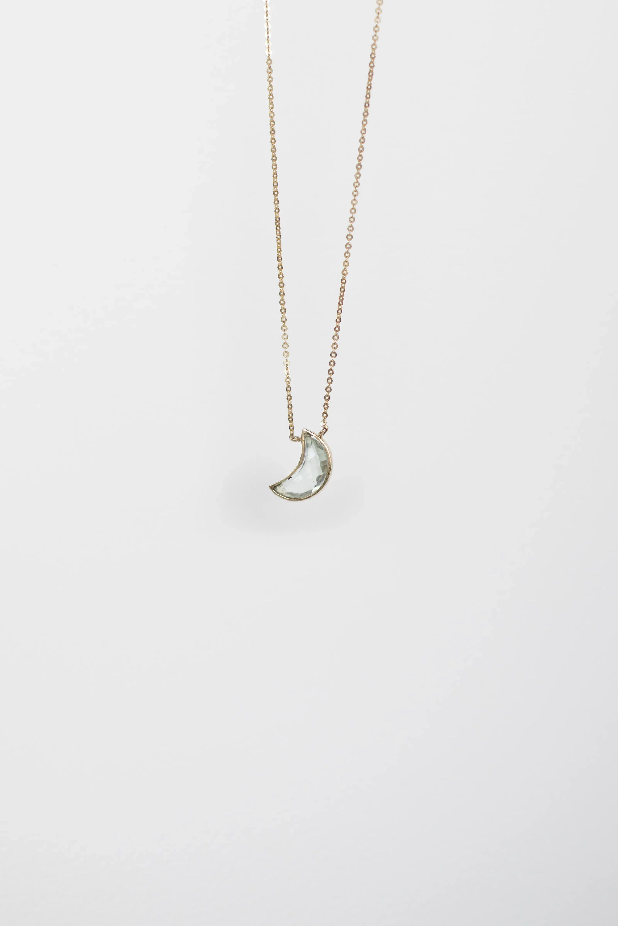 COLLAR CON LUNA DE FLUORITA