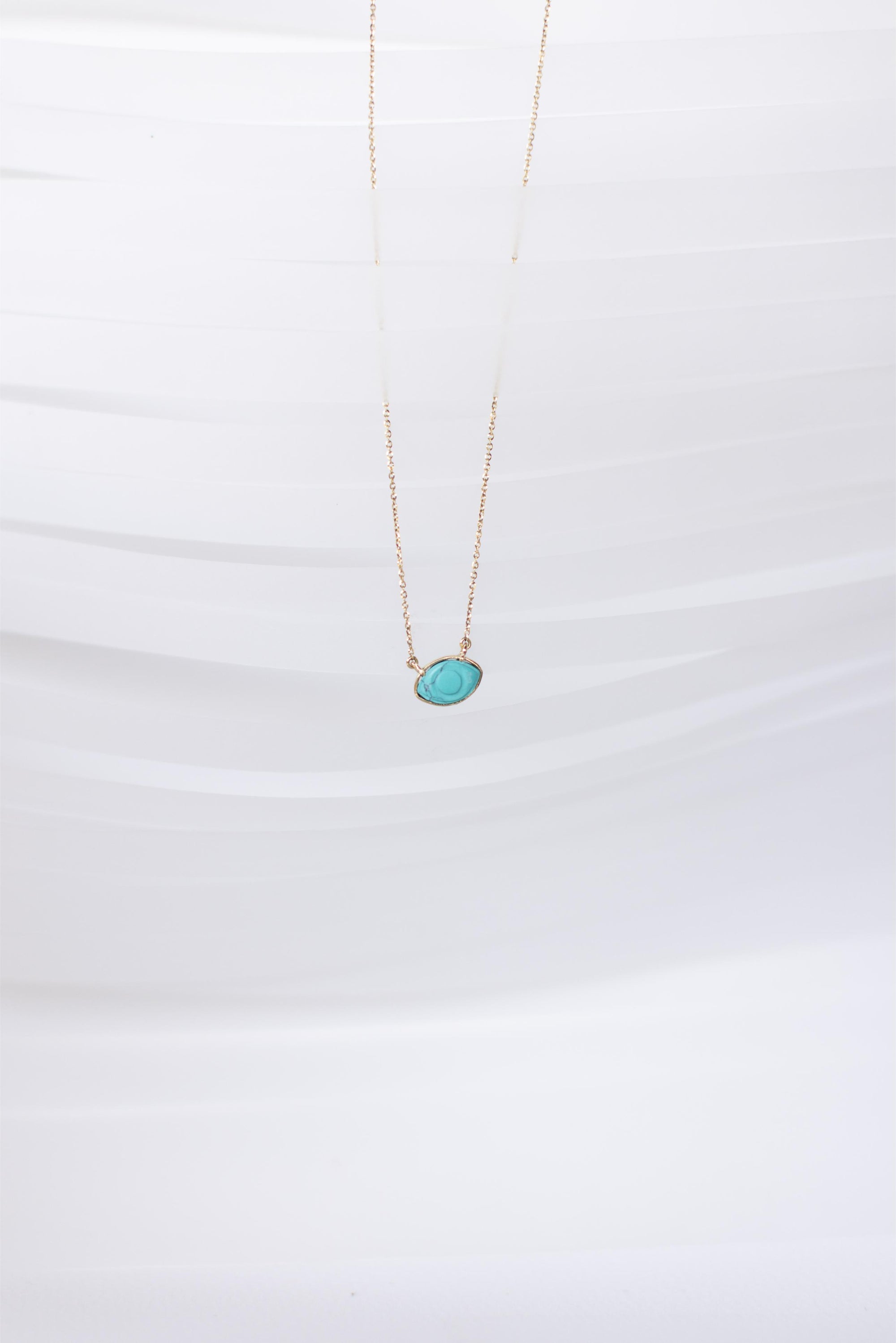 COLLAR CON OJO DE TURQUESA